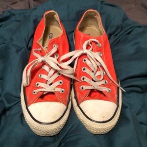 Converse Bright Orange
